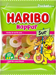 Haribo nappar sur låda